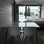 Rauha G, Minikoti Rauhallisella Sijainnilla, Ei Saunaa *
